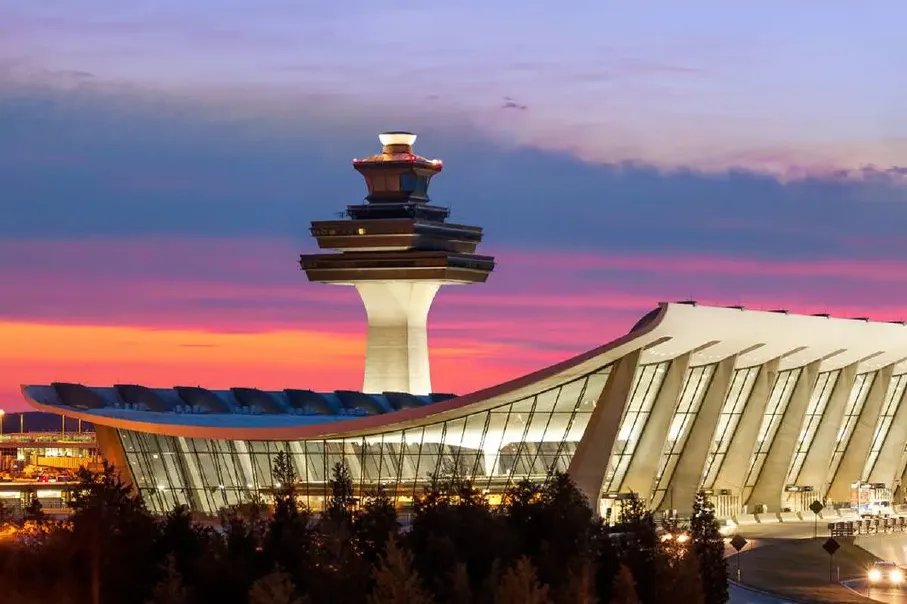dulles-airport-image-1-ab4f2cf45056a36-ab4f2e2d-5056-a36a-07ac8585edc2196f.webp